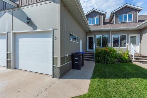3 Jadyn Lane, Brandon, MB - Outdoor