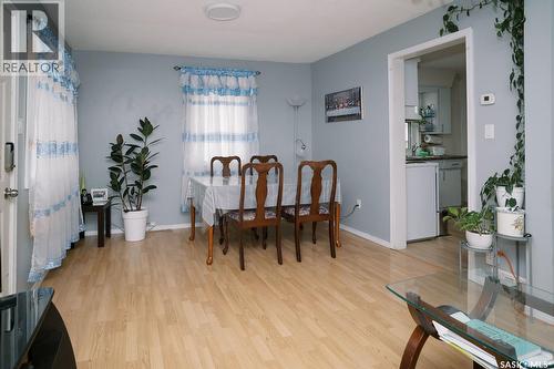 1421 H Avenue N, Saskatoon, SK - Indoor Photo Showing Dining Room