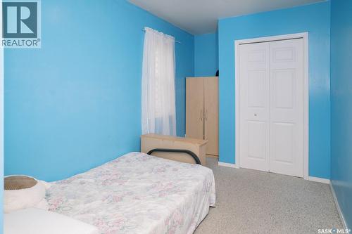 1421 H Avenue N, Saskatoon, SK - Indoor Photo Showing Bedroom