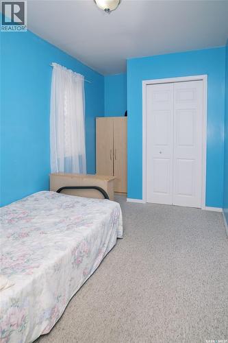1421 H Avenue N, Saskatoon, SK - Indoor Photo Showing Bedroom