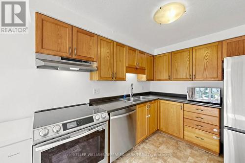 38 Activa Avenue, Kitchener, ON - Indoor Photo Showing Kitchen With Stainless Steel Kitchen With Double Sink