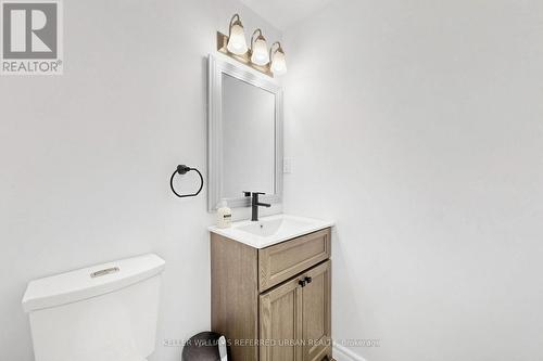 38 Activa Avenue, Kitchener, ON - Indoor Photo Showing Bathroom