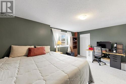 38 Activa Avenue, Kitchener, ON - Indoor Photo Showing Bedroom