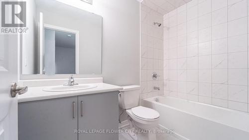 413 16Th Street E, Hamilton, ON - Indoor Photo Showing Bathroom