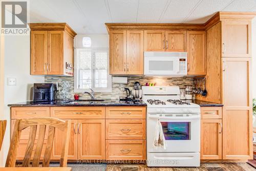 21 Fairview Crescent, North Perth, ON 