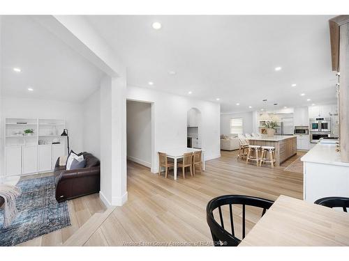 814 Lacasse, Tecumseh, ON 