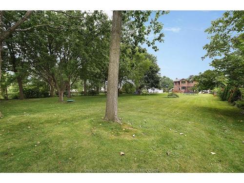 814 Lacasse, Tecumseh, ON 