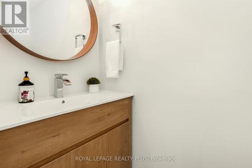 2985 Dancer Court, Mississauga, ON - Indoor