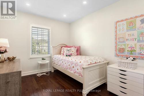 2985 Dancer Court, Mississauga, ON - Indoor Photo Showing Bedroom
