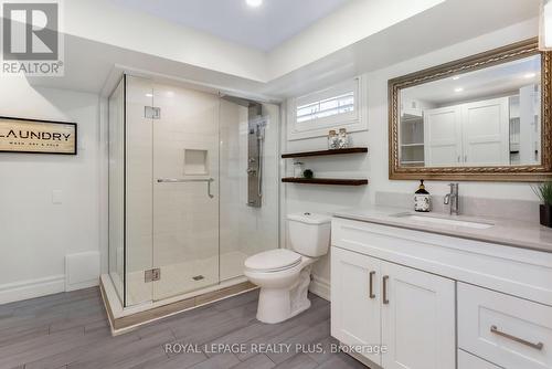 2985 Dancer Court, Mississauga, ON - Indoor Photo Showing Bathroom