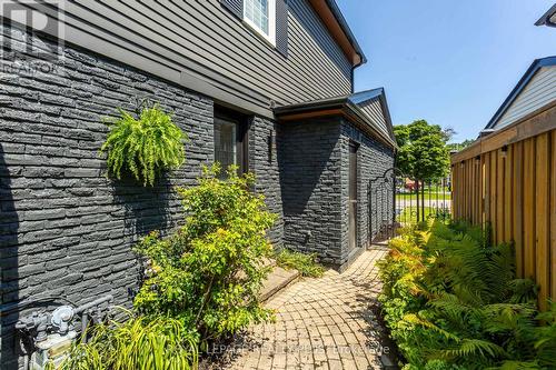 2985 Dancer Court, Mississauga, ON - Outdoor