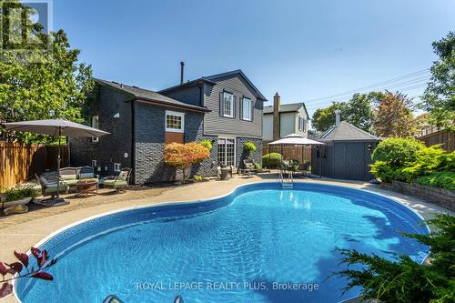 2985 Dancer Court, Mississauga, ON - Outdoor With In Ground Pool With Backyard