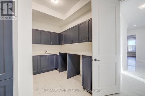 55 William Crisp Drive E, Caledon, ON - Indoor