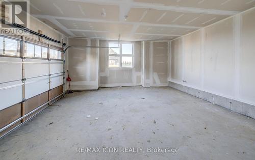55 William Crisp Drive E, Caledon, ON - Indoor Photo Showing Garage