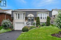 49 BROOKSTREAM COURT  Hamilton, ON L8K 6J3