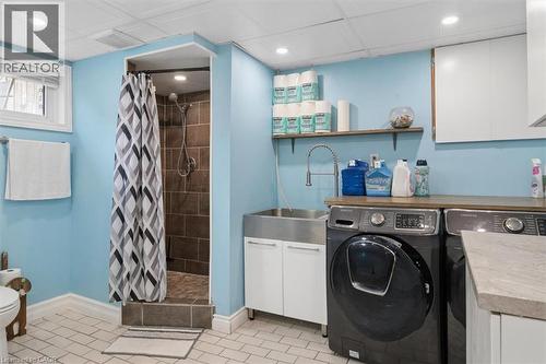 14 Cambridge Avenue, Kitchener, ON - Indoor Photo Showing Laundry Room