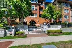 102 3097 LINCOLN AVENUE  Coquitlam, BC V3B 0E3