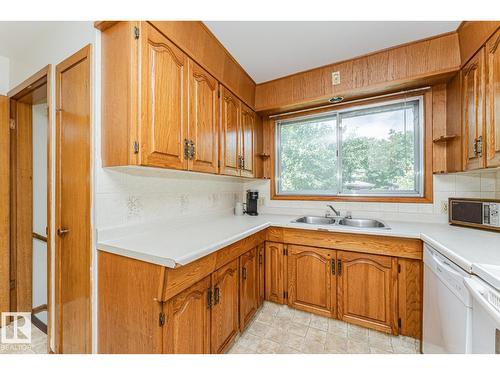 10726 70 Av Nw, Edmonton, AB 