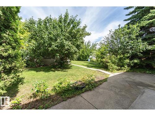 10726 70 Av Nw, Edmonton, AB 