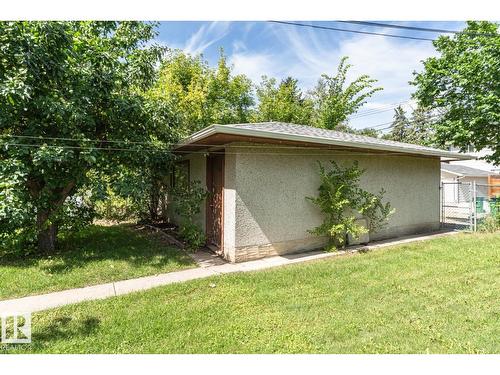10726 70 Av Nw, Edmonton, AB 