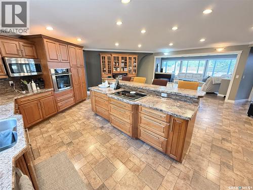 3 Mclelland Bay, Weyburn, SK - Indoor Photo Showing Kitchen