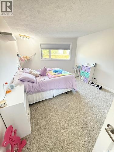 3 Mclelland Bay, Weyburn, SK - Indoor Photo Showing Bedroom