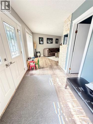 3 Mclelland Bay, Weyburn, SK - Indoor Photo Showing Other Room