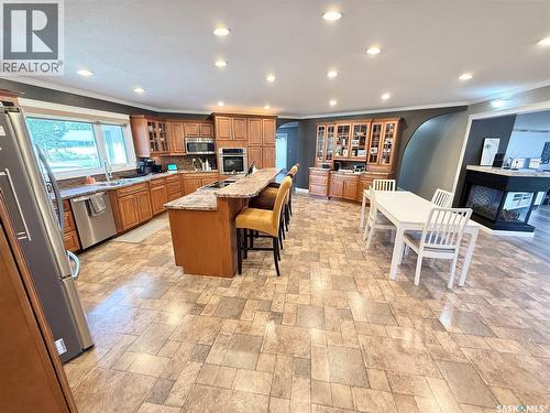 3 Mclelland Bay, Weyburn, SK - Indoor Photo Showing Kitchen