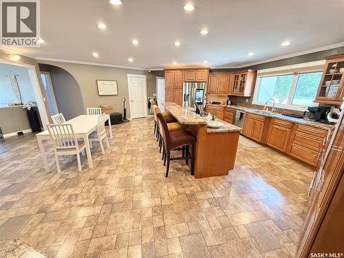 3 Mclelland Bay, Weyburn, SK - Indoor