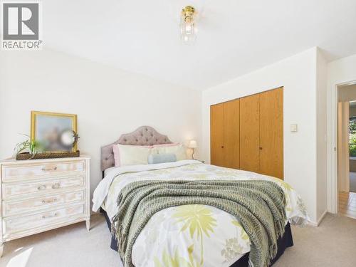 9350 Malaspina Rd, Powell River, BC - Indoor Photo Showing Bedroom