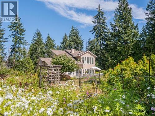9350 Malaspina Rd, Powell River, BC - Outdoor