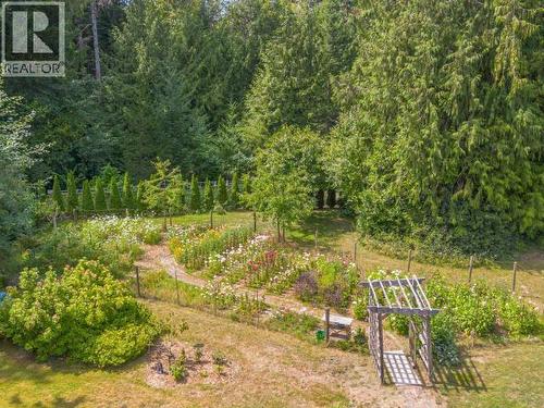 9350 Malaspina Rd, Powell River, BC - Outdoor