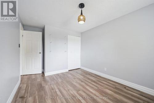 847 Doon Village Road, Kitchener, ON - Indoor Photo Showing Other Room