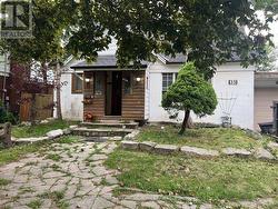 35 LUVERNE AVENUE Toronto, ON M3H 1R7