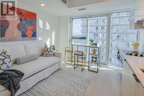 3707 - 252 CHURCH STREET  Toronto, ON M5B 0E6