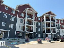 920 156 ST NW  Edmonton, AB T6R 0N6