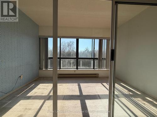 10 - 20 Glebe Road W, Toronto, ON - Indoor Photo Showing Other Room