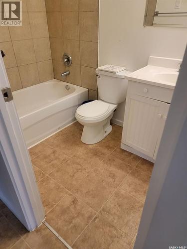 113 3Rd Street E, St. Walburg, SK - Indoor Photo Showing Bathroom