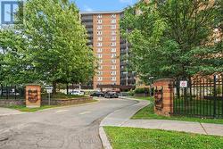 1417 - 2000 JASMINE CRESCENT Ottawa, ON K1J 8K4