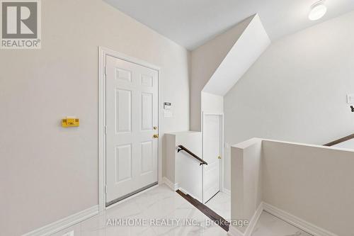 87 River Ridge Boulevard, Aurora, ON - Indoor Photo Showing Other Room