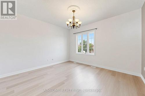87 River Ridge Boulevard, Aurora, ON - Indoor Photo Showing Other Room