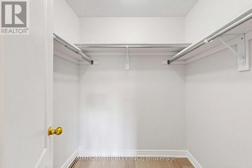 87 River Ridge Boulevard, Aurora, ON - Indoor With Storage