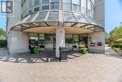 1005 - 712 ROSSLAND ROAD E Whitby, ON L1N 9E8