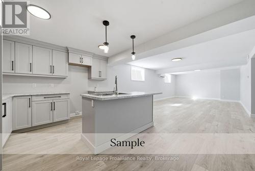 119 Hastings Park Drive, Belleville (Belleville Ward), ON - Indoor Photo Showing Kitchen