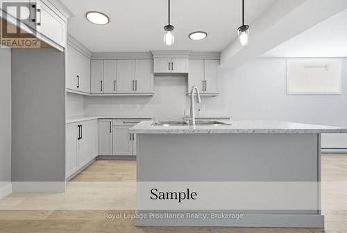 119 Hastings Park Drive, Belleville (Belleville Ward), ON - Indoor Photo Showing Kitchen