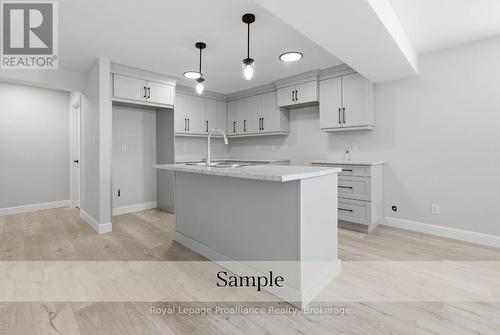 119 Hastings Park Drive, Belleville (Belleville Ward), ON - Indoor Photo Showing Kitchen