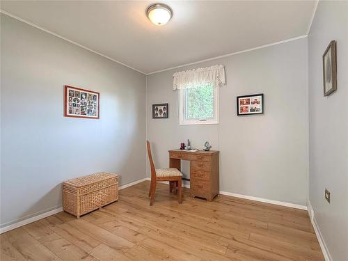 1043 7Th Street, Brandon, MB - Indoor