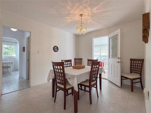 1043 7Th Street, Brandon, MB - Indoor Photo Showing Dining Room