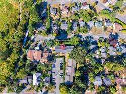 #3-864 Swan St Saanich, BC V8X 2Z3