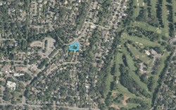 3294 Henderson Rd  Oak Bay, BC V8P 5A6